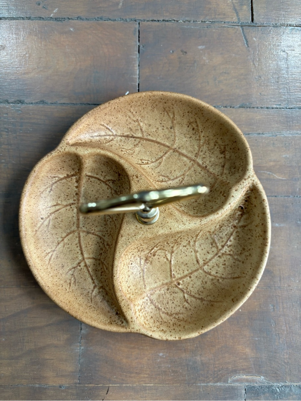 Royal Haeger 3-section leaf tidbit dish